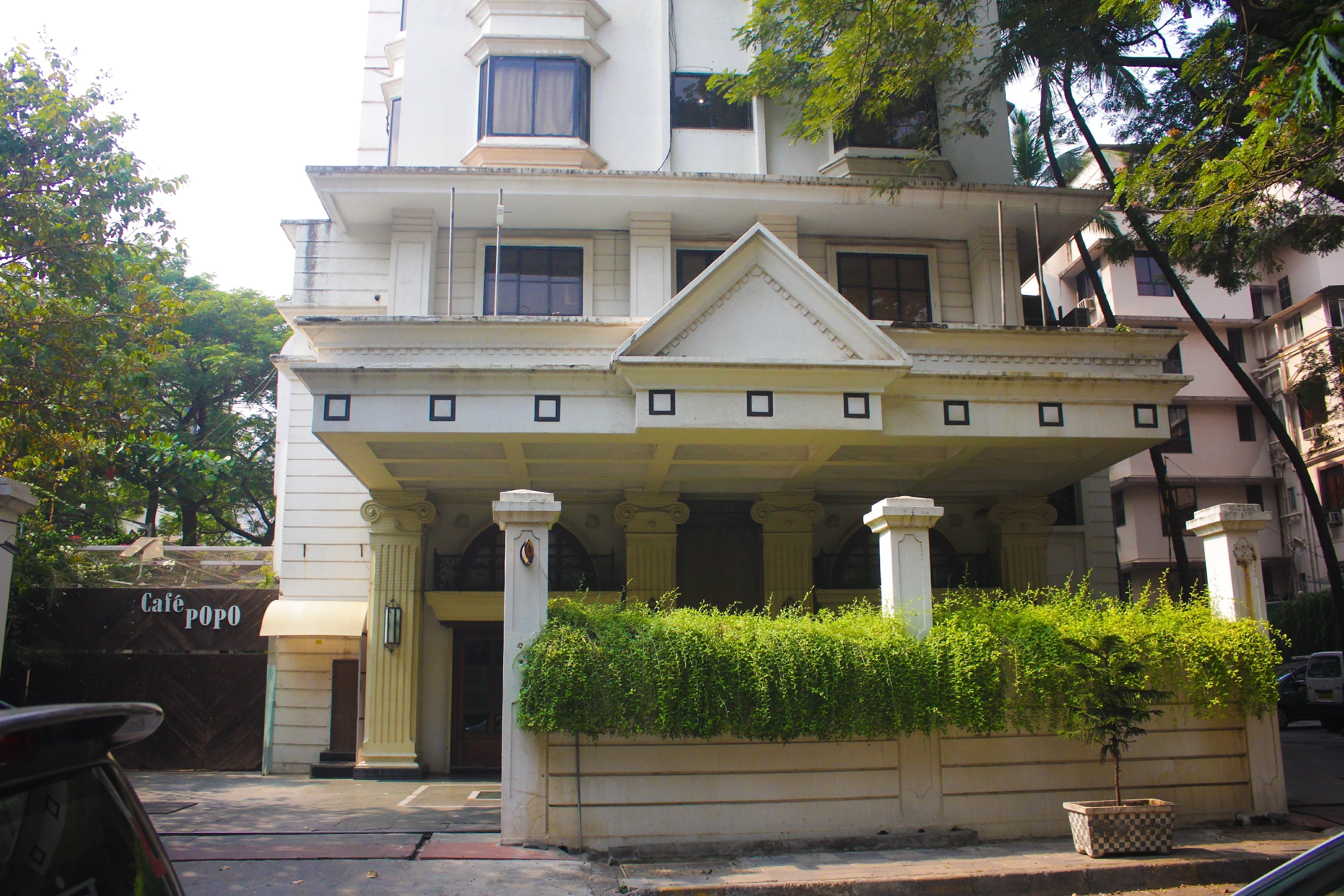HOTEL KARL RESIDENCY